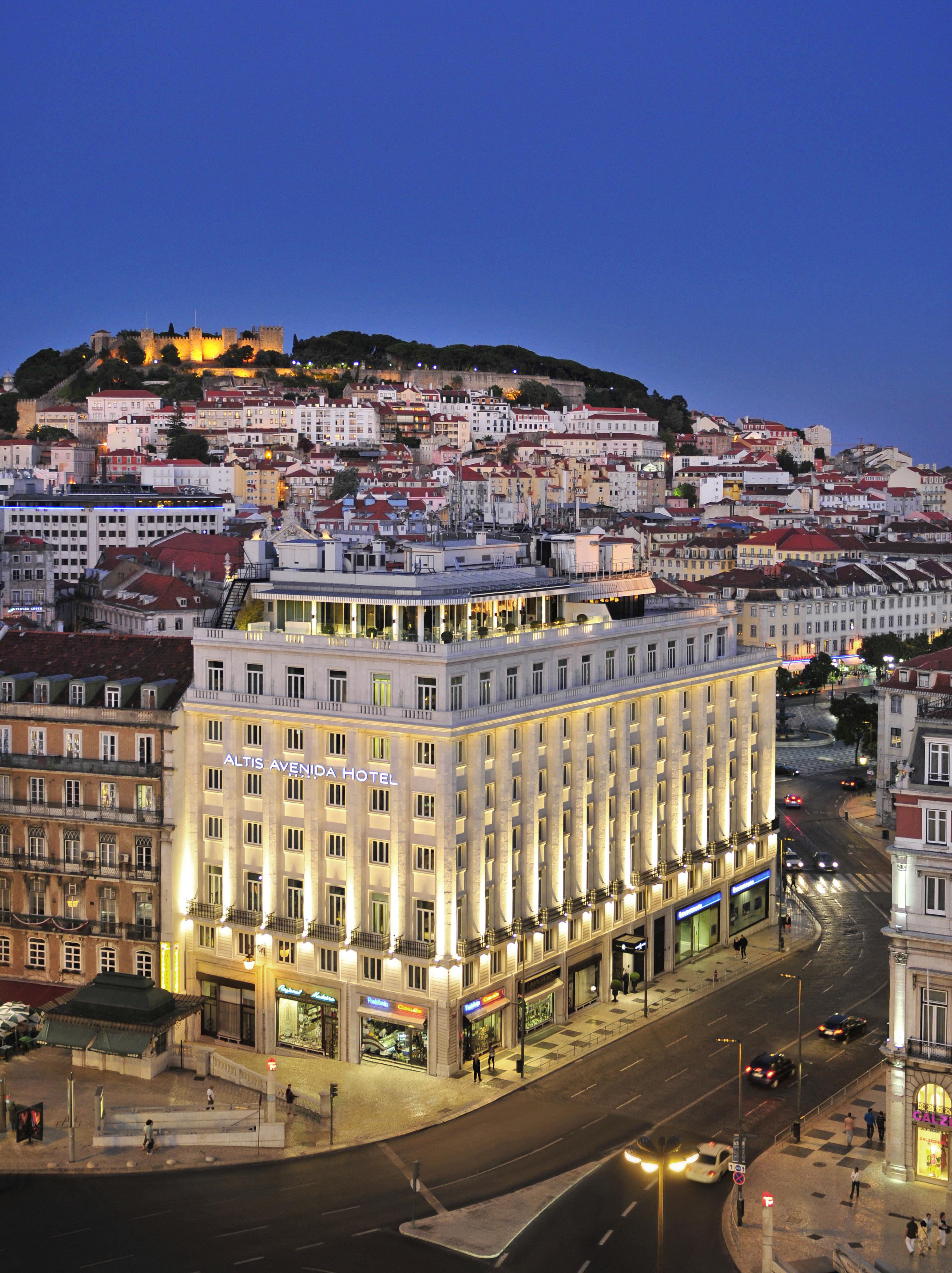 فندق Altis Avenida Lisboa المظهر الخارجي الصورة The hotel at night